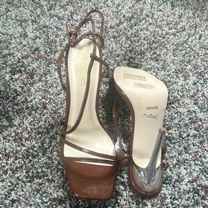 Women’s size 8 heels